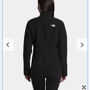 Women’s North Face Black Apex Jacket (S)